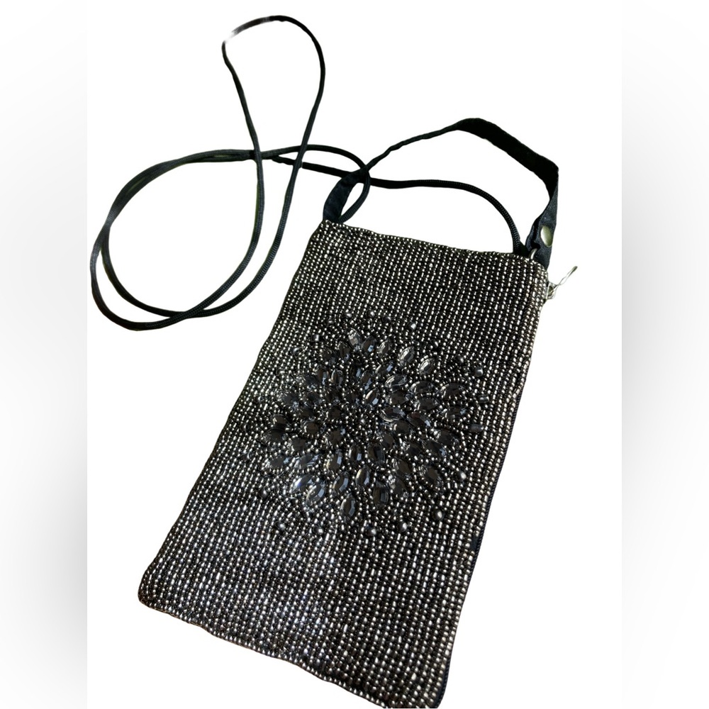 2/$30 Bamboo Trading Company Night Bloom Club Bag